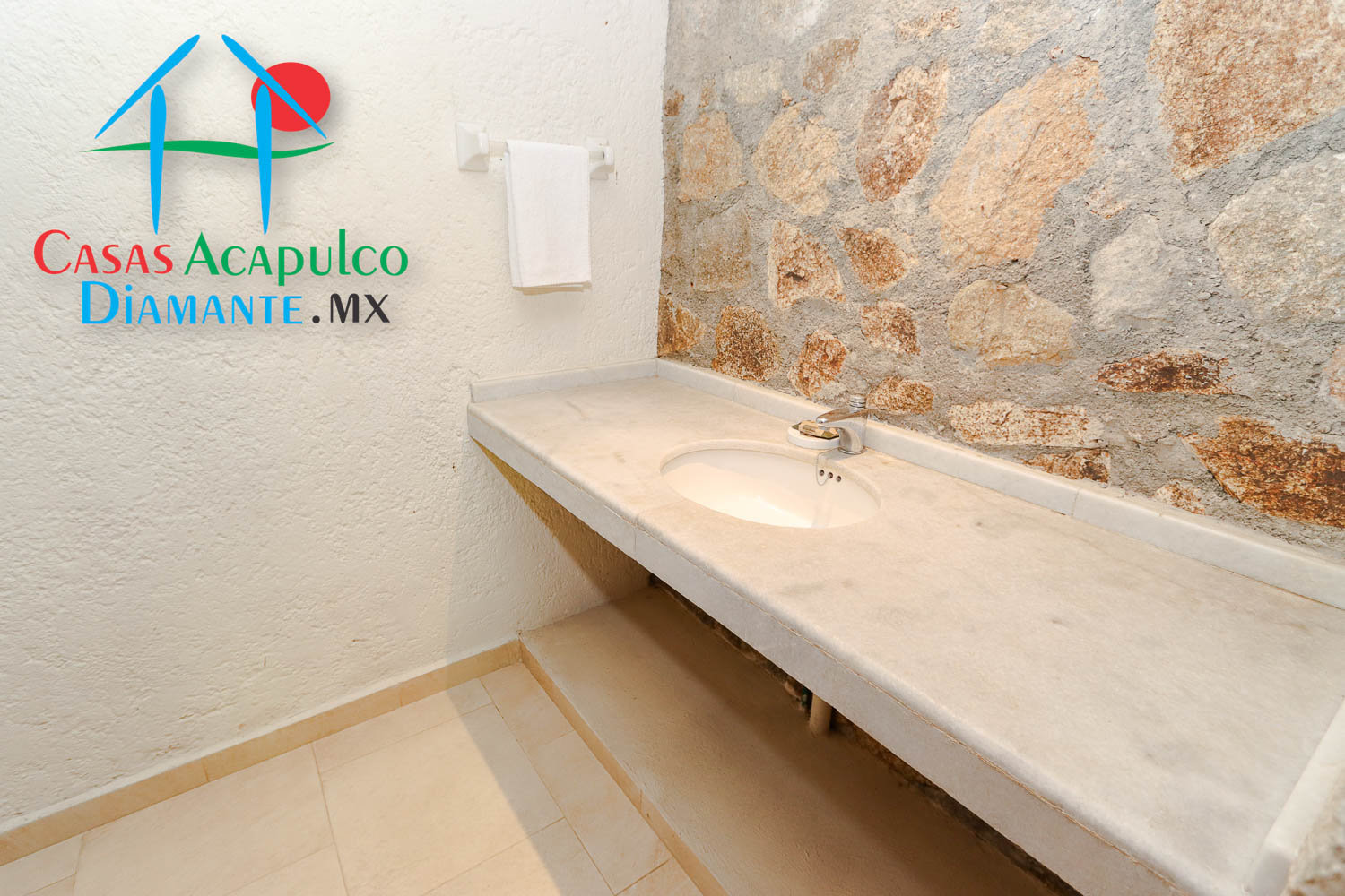 Villa Vista Azul - Baño de visitas 1